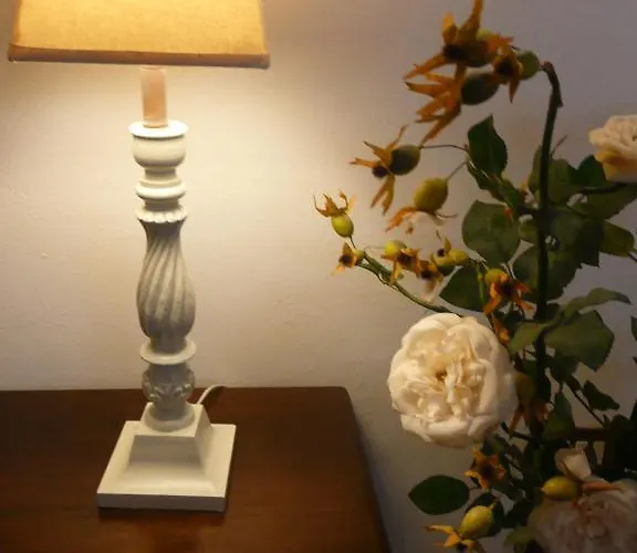 Certe Notti فندق مبيت وإفطار *